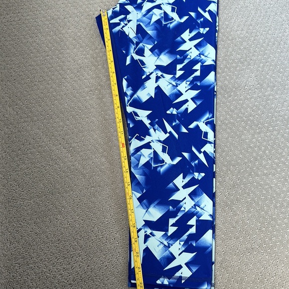 Under Armour Leggings - Picture 6 of 8